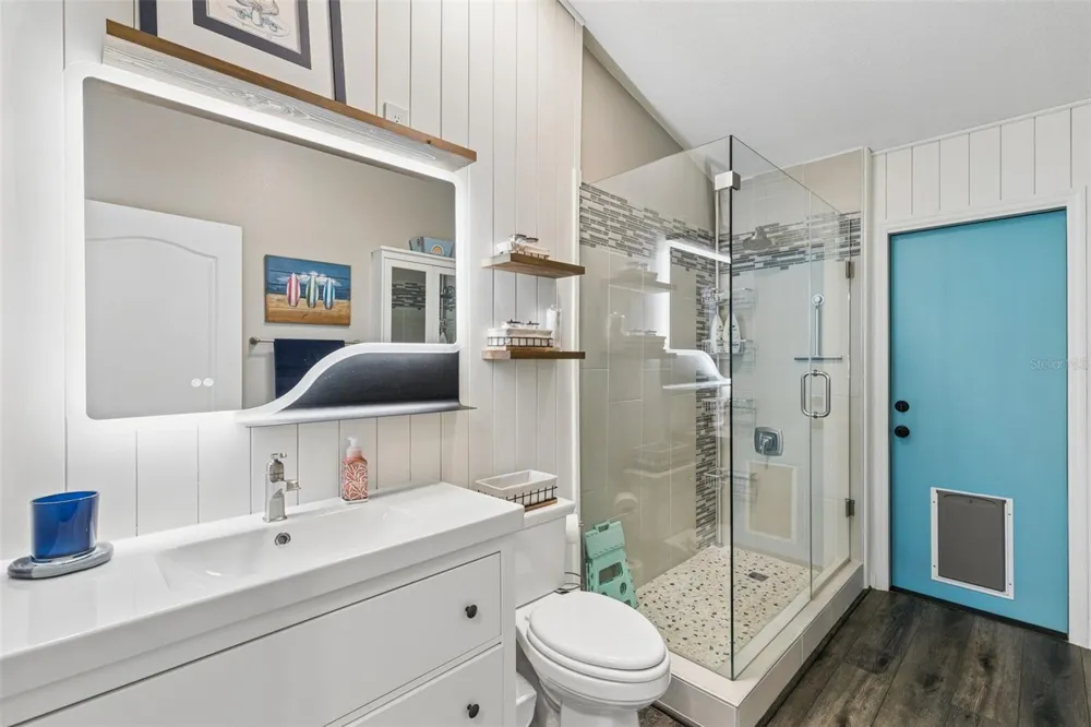725 HALLOWELL CIRCLE Orlando, FL 32828