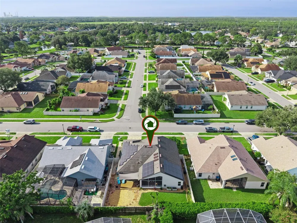 725 HALLOWELL CIRCLE Orlando, FL 32828