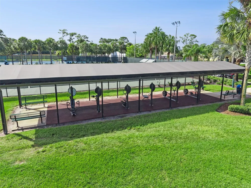 725 HALLOWELL CIRCLE Orlando, FL 32828