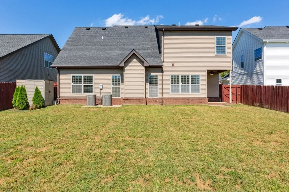 1275 Golden Eagle Way Clarksville, TN 37040