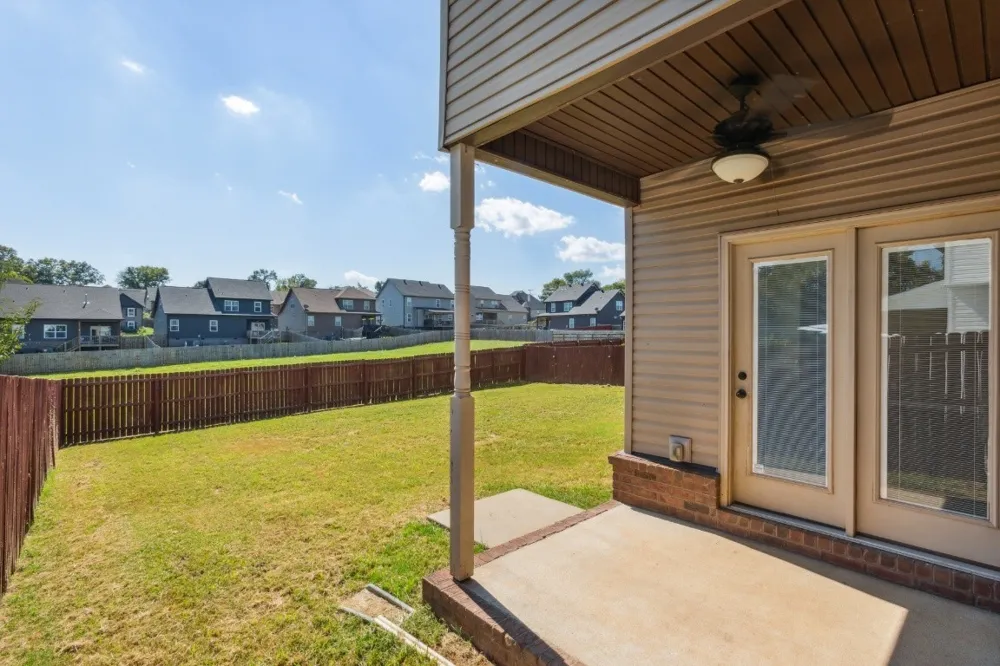 1275 Golden Eagle Way Clarksville, TN 37040