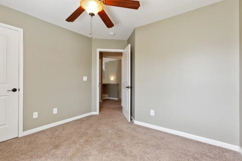 1275 Golden Eagle Way Clarksville, TN 37040
