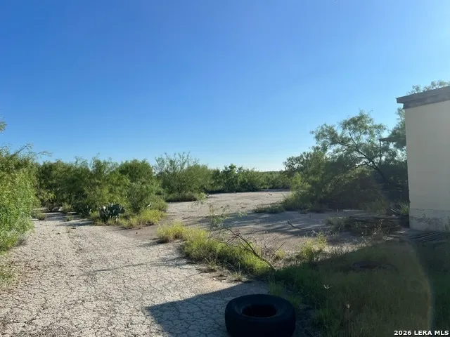 2732 E Main St. Eagle Pass, TX 78852