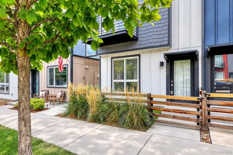 1038 Depew Street