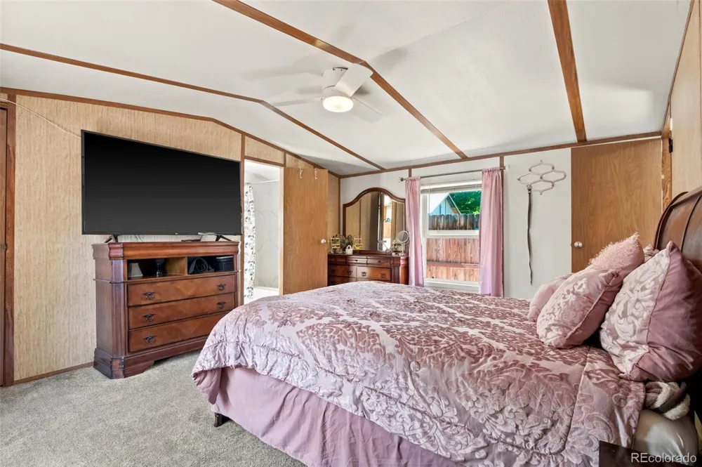 422 Willow Drive Lochbuie, CO 80603