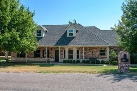 3711 Heatherwood Lane