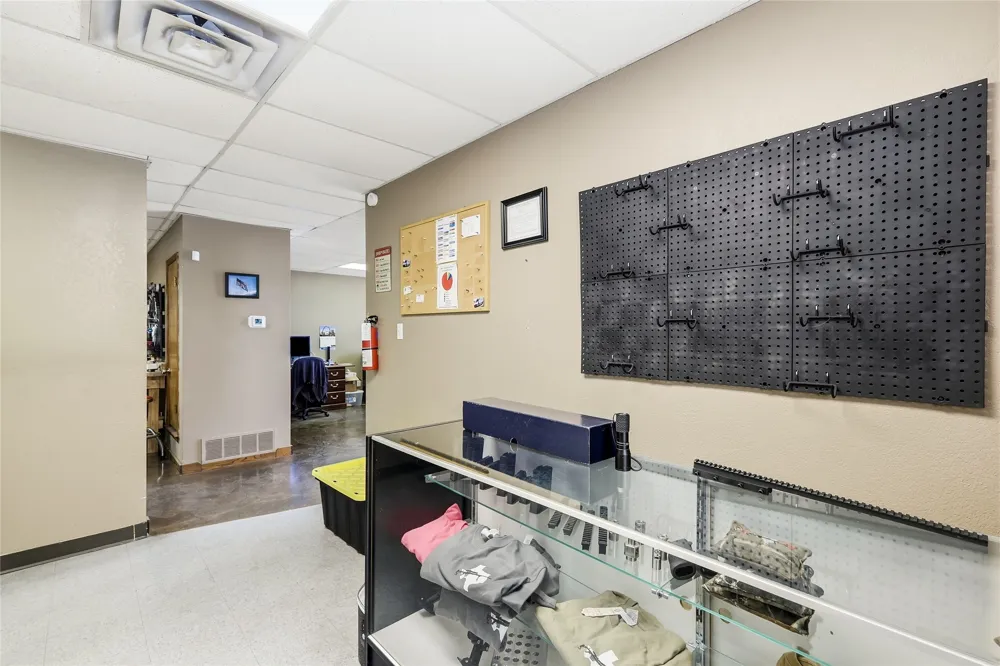 1520 Southeast Parkway Azle, TX 76020