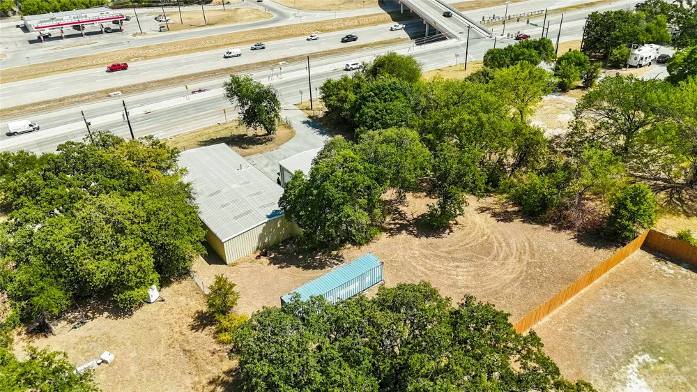 1520 Southeast Parkway Azle, TX 76020