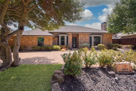 5804 Steeplechase Drive