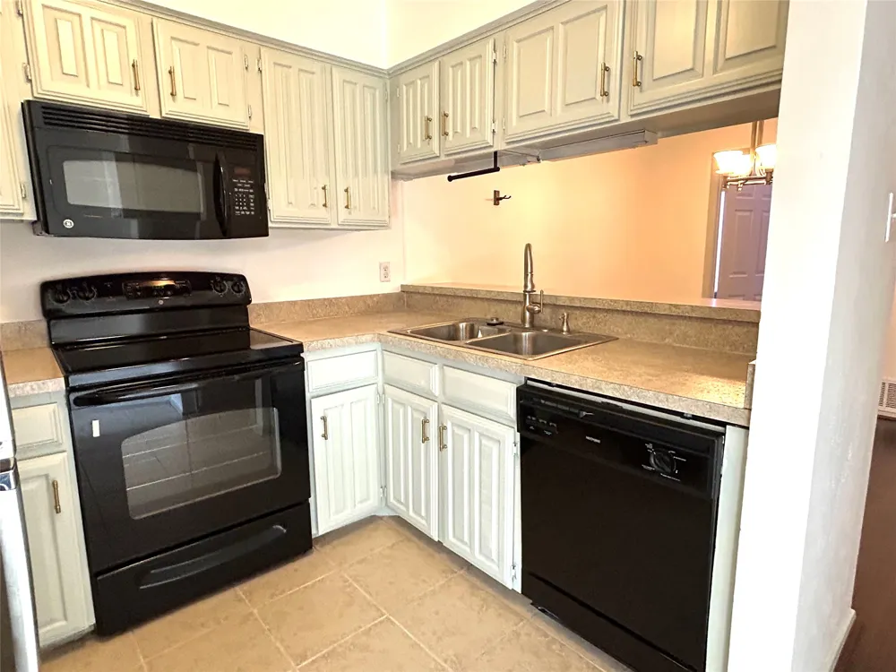 333 Melrose Drive #12B Richardson, TX 75080