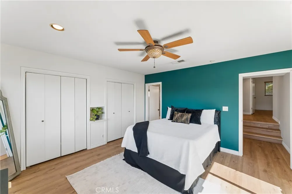 5365 Elvira Road Woodland Hills, CA 91364