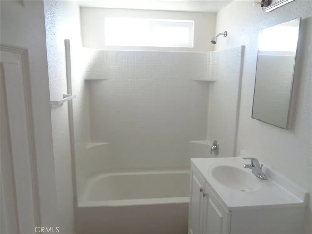 44253 Beech Avenue Lancaster, CA 93534