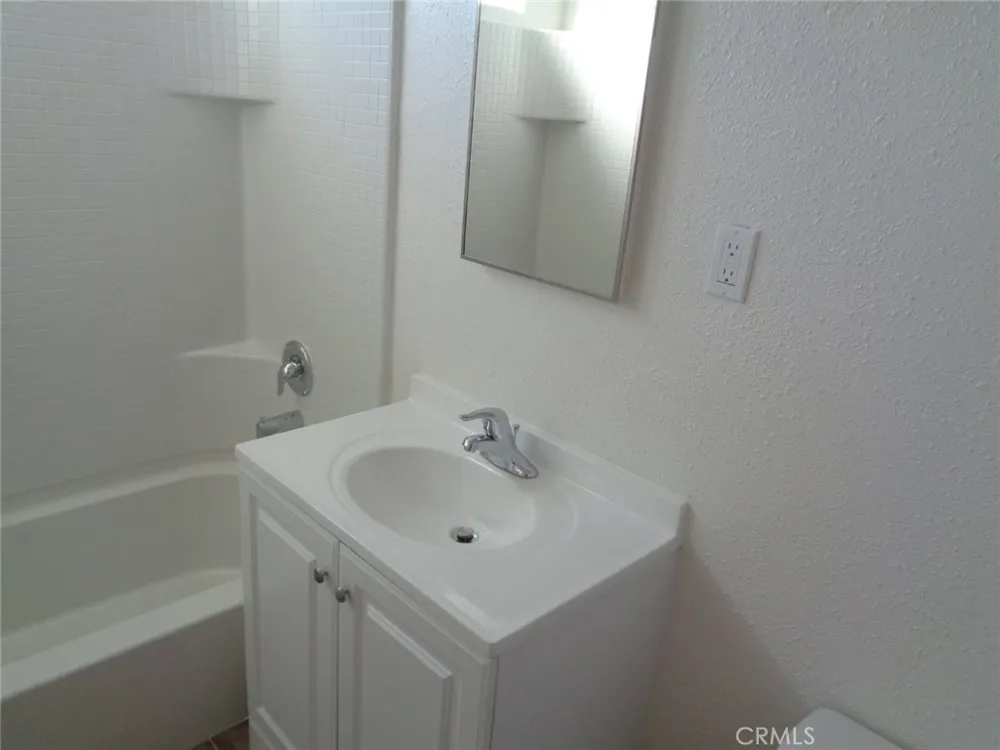 44253 Beech Avenue Lancaster, CA 93534