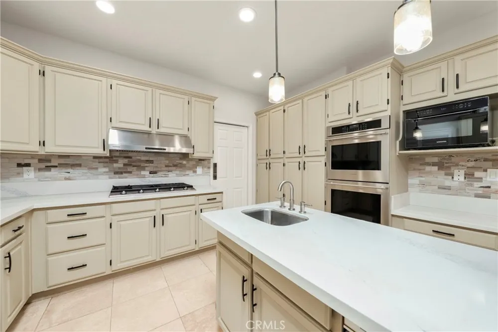 6763 Pistachio Place Palmdale, CA 93551