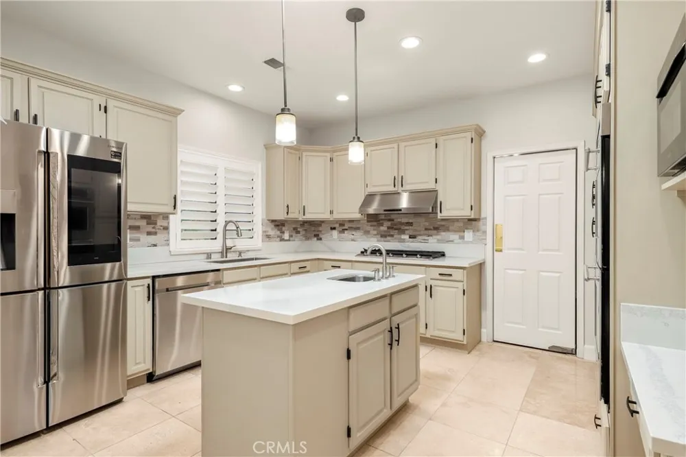 6763 Pistachio Place Palmdale, CA 93551