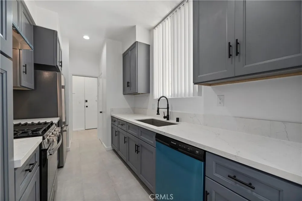 329 S Rexford Drive Beverly Hills, CA 90212