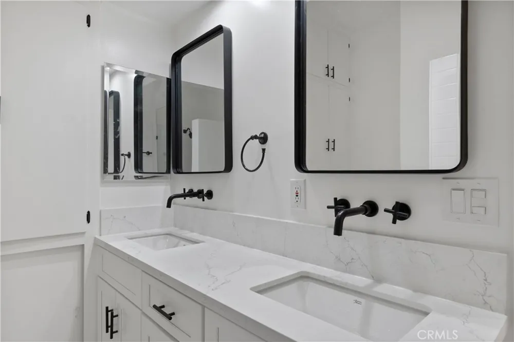 329 S Rexford Drive Beverly Hills, CA 90212
