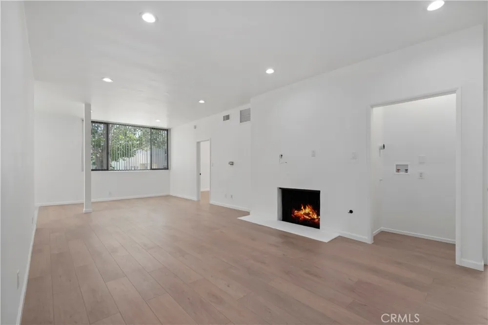 329 S Rexford Drive Beverly Hills, CA 90212
