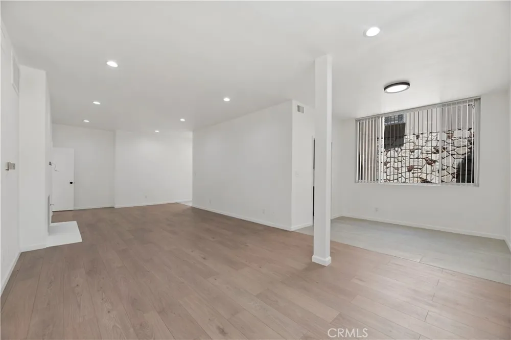 329 S Rexford Drive Beverly Hills, CA 90212