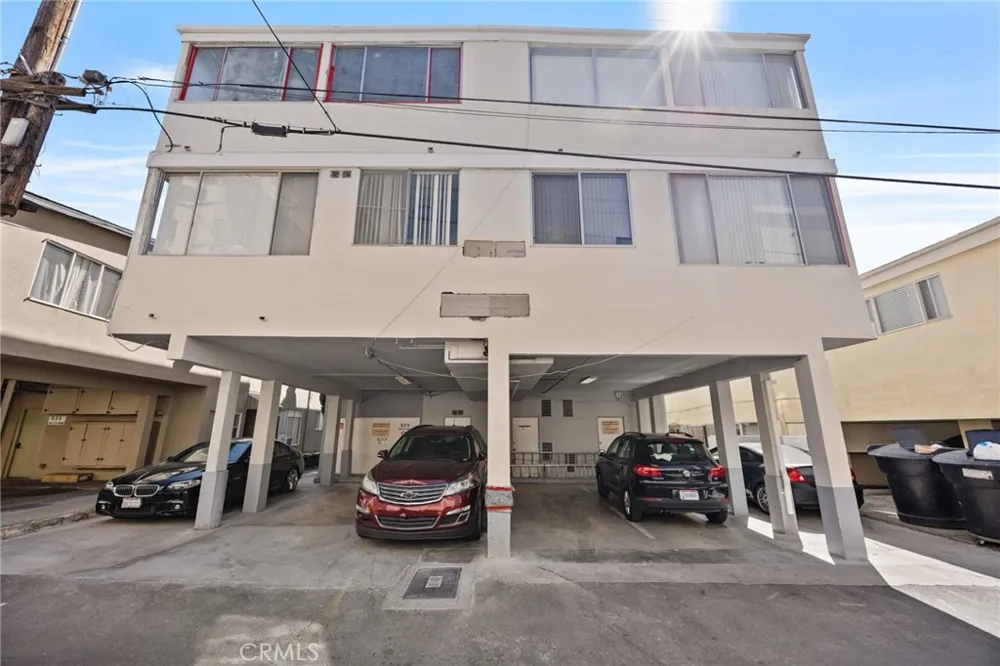 329 S Rexford Drive Beverly Hills, CA 90212