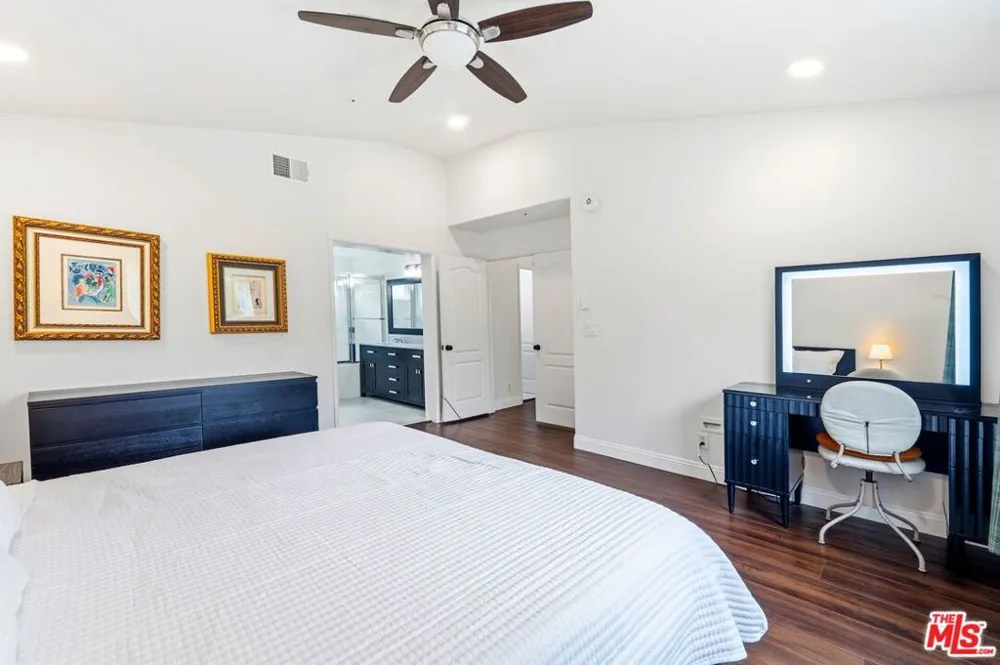 126 Bloom Drive Claremont, CA 91711