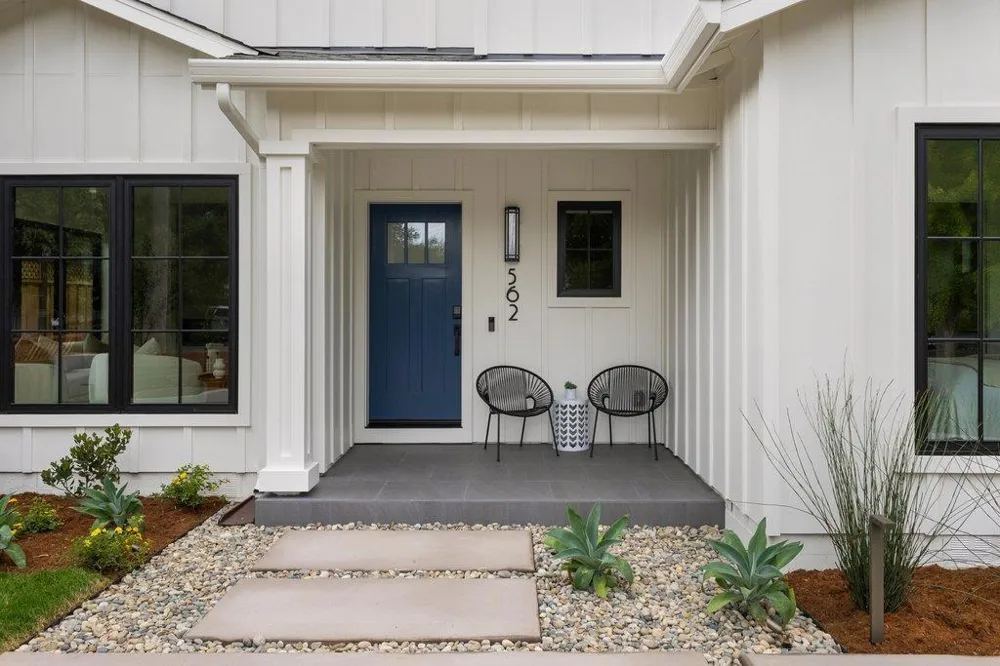 562 Palm Avenue Los Altos, CA 94022