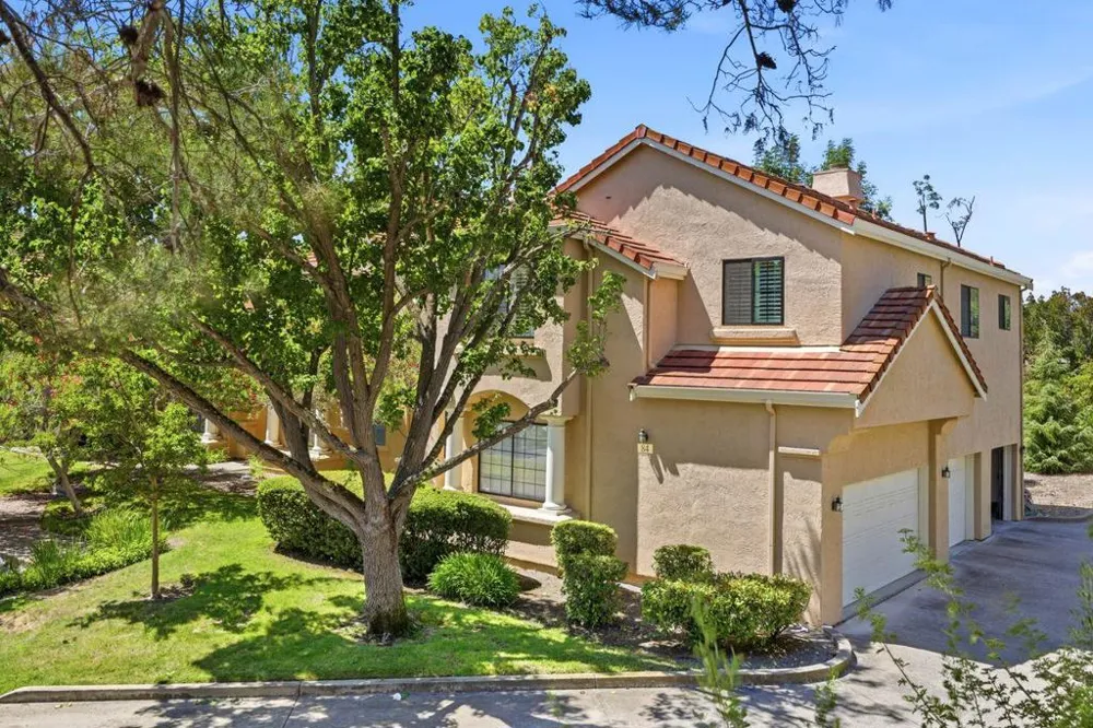 84 Tahoe Court #203 San Ramon, CA 94582
