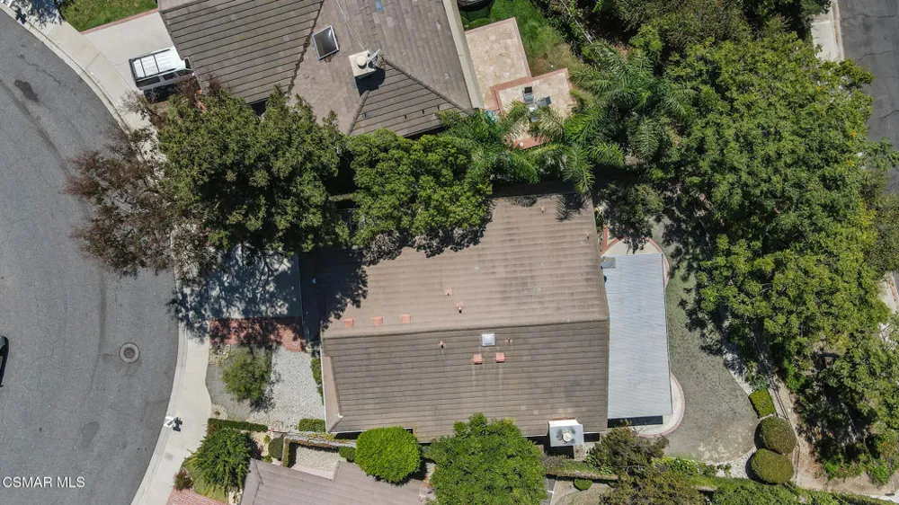 560 Timberwood Avenue Thousand Oaks, CA 91360