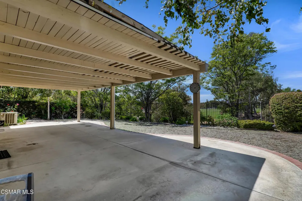 560 Timberwood Avenue Thousand Oaks, CA 91360