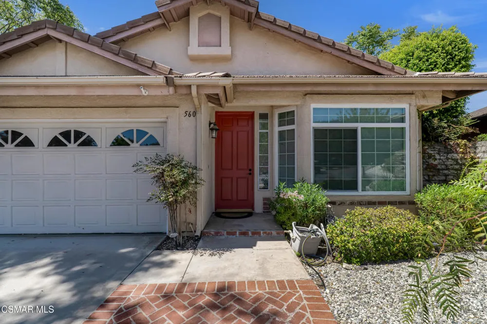 560 Timberwood Avenue Thousand Oaks, CA 91360