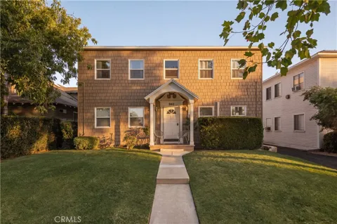 902 S Marengo #2