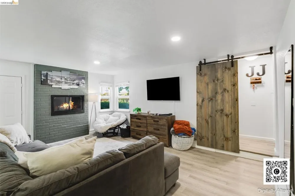 335 Pepper Dr Vallejo, CA 94589