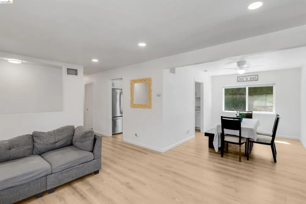 335 Pepper Dr Vallejo, CA 94589
