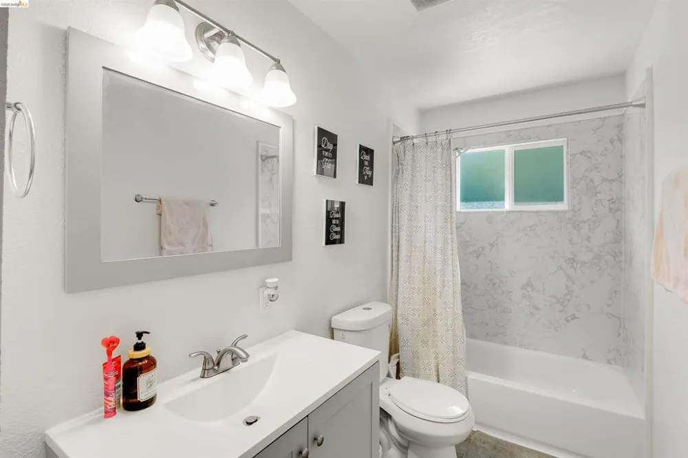 335 Pepper Dr Vallejo, CA 94589