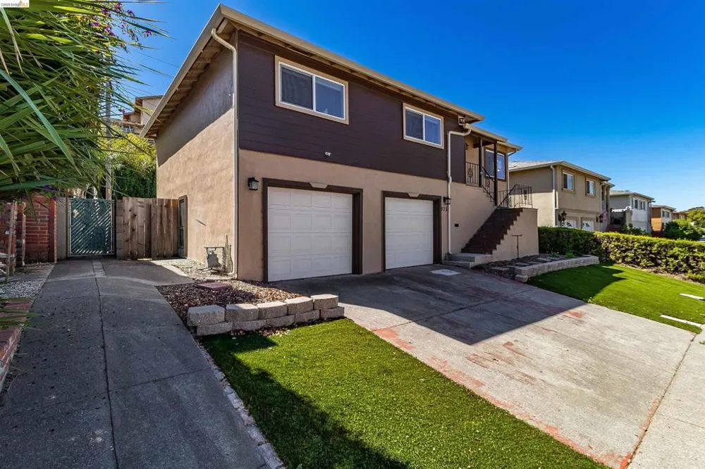 335 Pepper Dr Vallejo, CA 94589