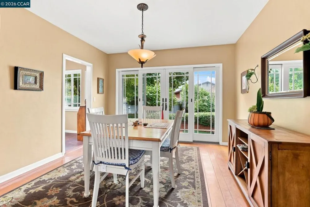 601 Alhambra St Crockett, CA 94525