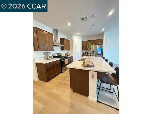 309 Senator St Lathrop, CA 95330