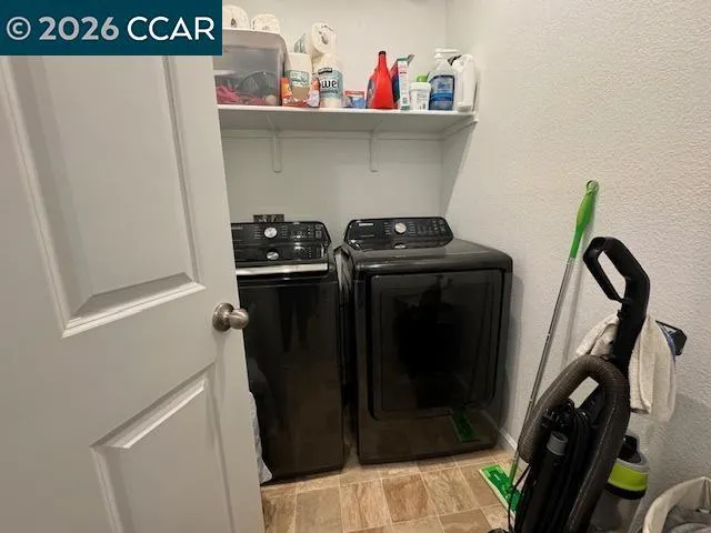 309 Senator St Lathrop, CA 95330