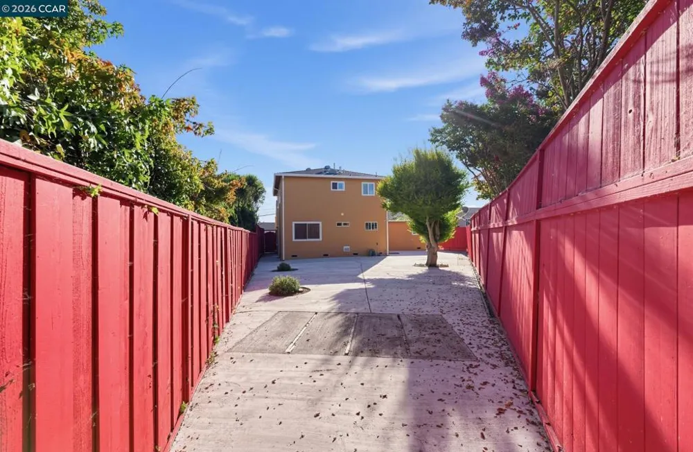 15345 Mendocino St San Leandro, CA 94579