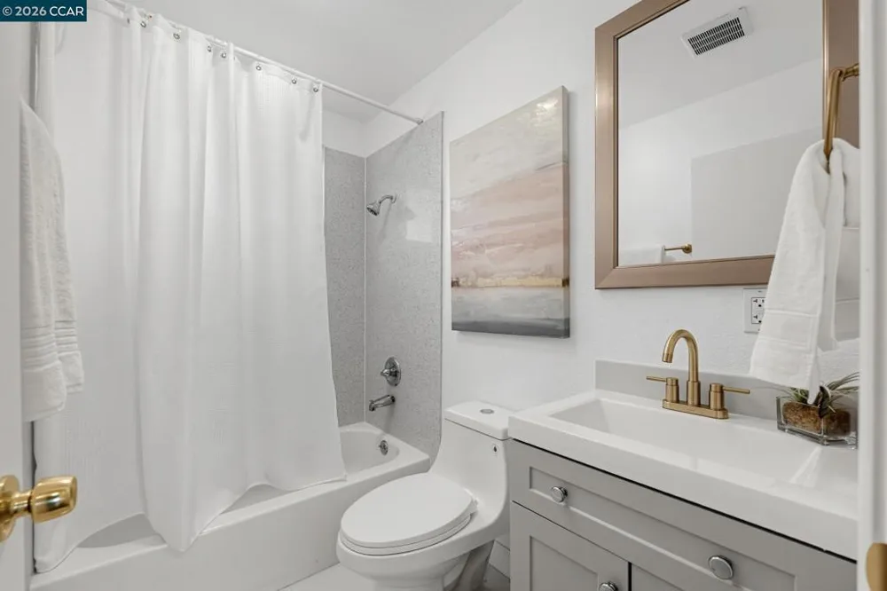 15345 Mendocino St San Leandro, CA 94579