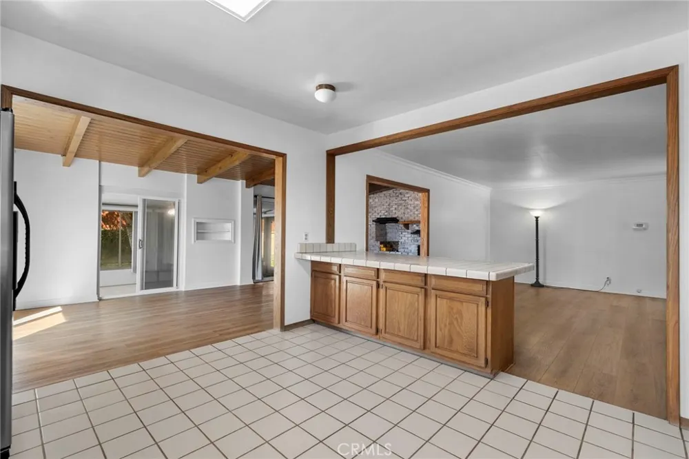 747 Garsden Avenue Covina, CA 91724