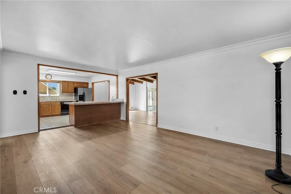 747 Garsden Avenue Covina, CA 91724