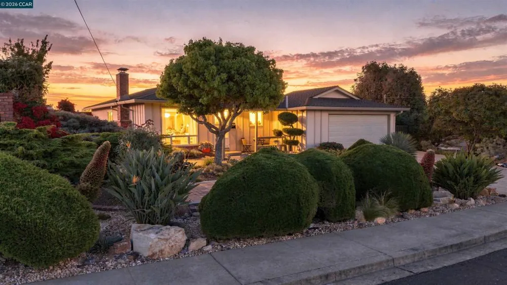 2955 Cornelius Dr San Pablo, CA 94806