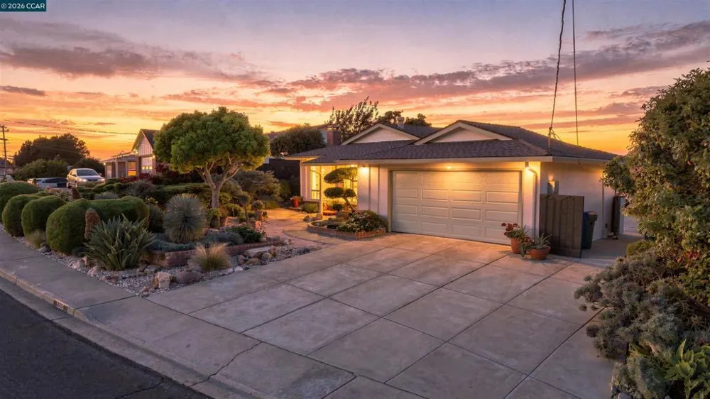2955 Cornelius Dr San Pablo, CA 94806