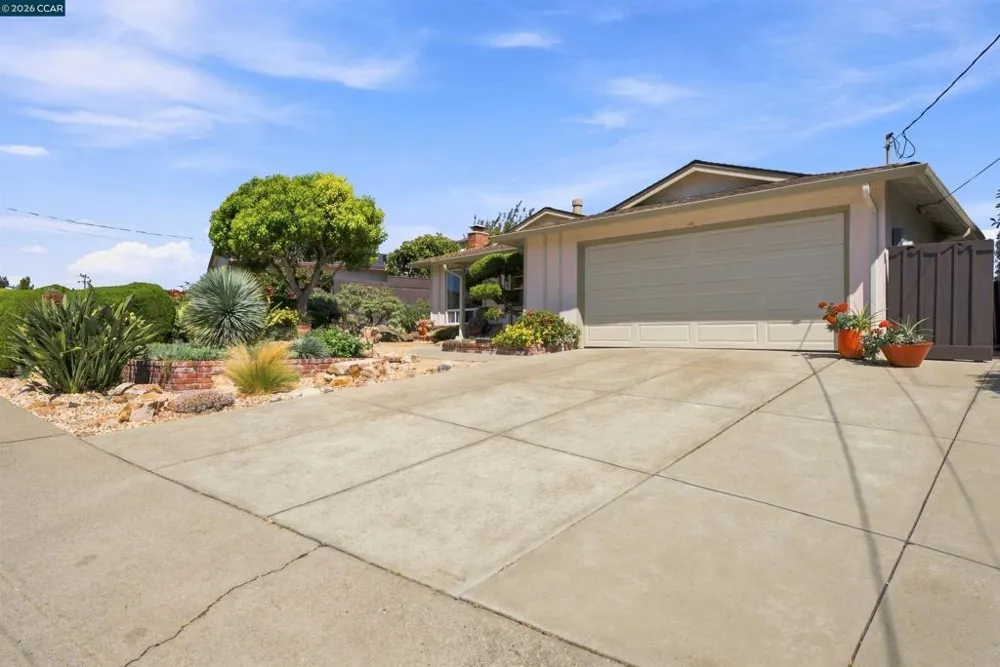 2955 Cornelius Dr San Pablo, CA 94806