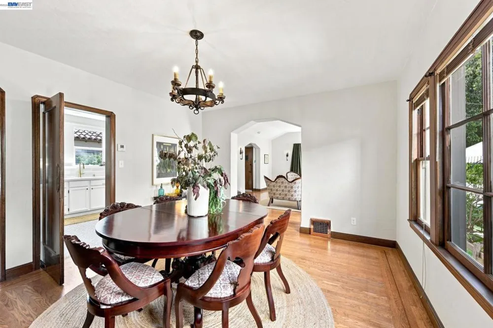 876 Bancroft Ave San Leandro, CA 94577