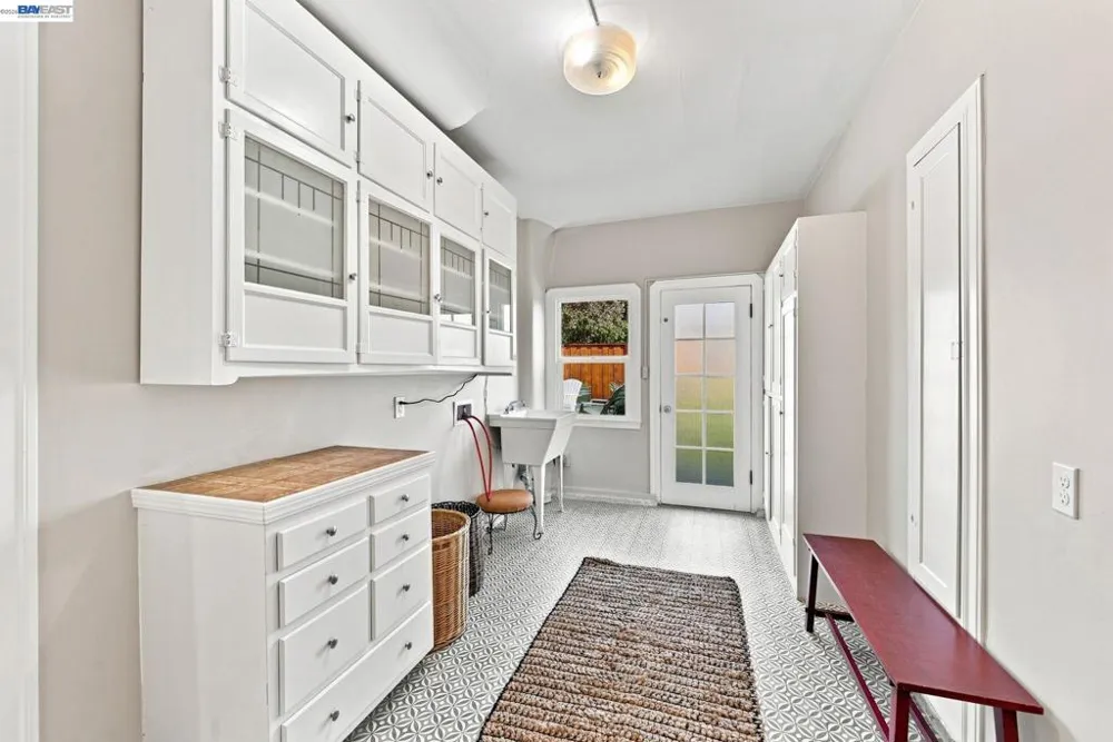 876 Bancroft Ave San Leandro, CA 94577
