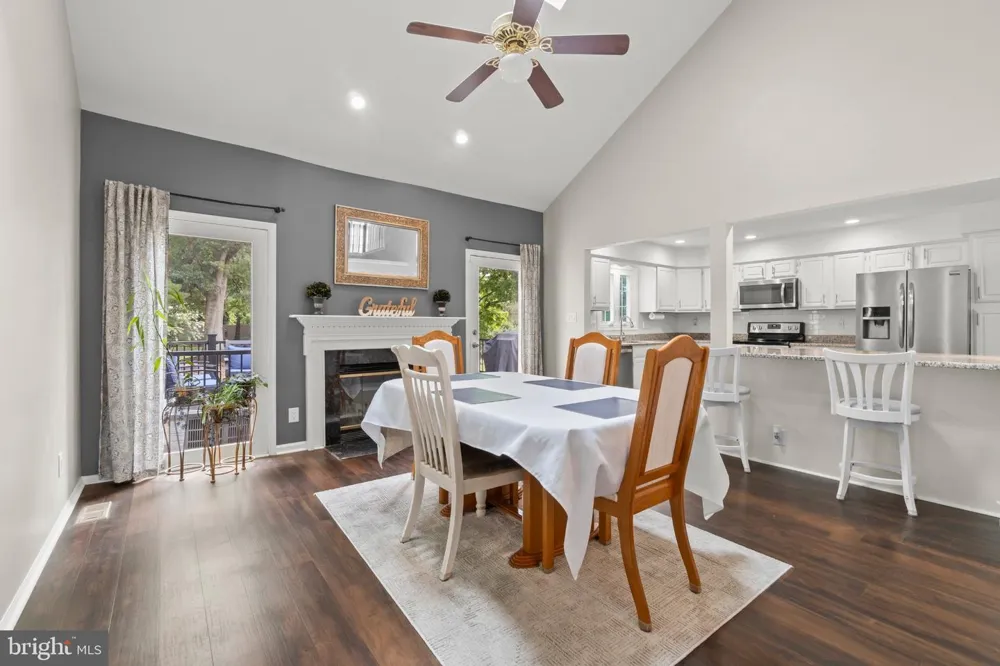 23 HILLTOP LANE Medford, NJ 08055