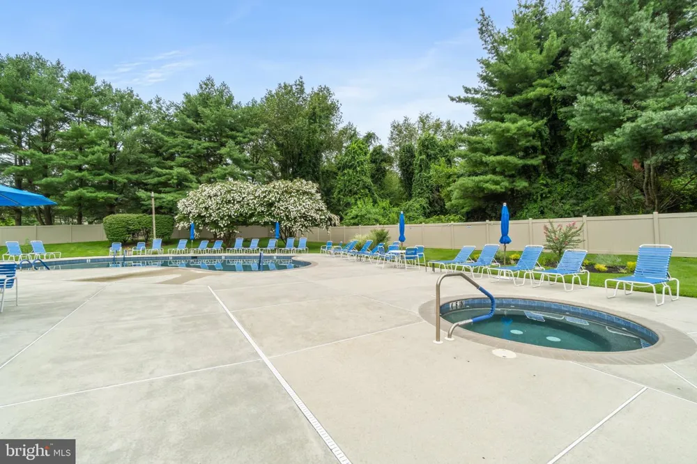 23 HILLTOP LANE Medford, NJ 08055