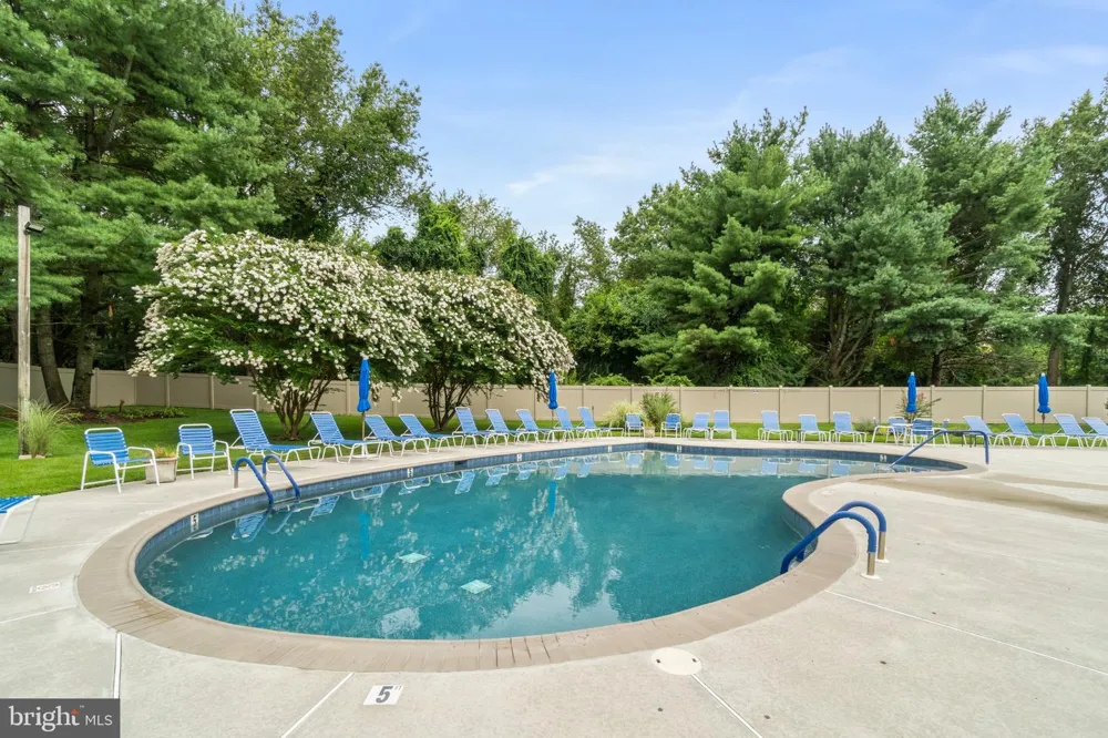 23 HILLTOP LANE Medford, NJ 08055